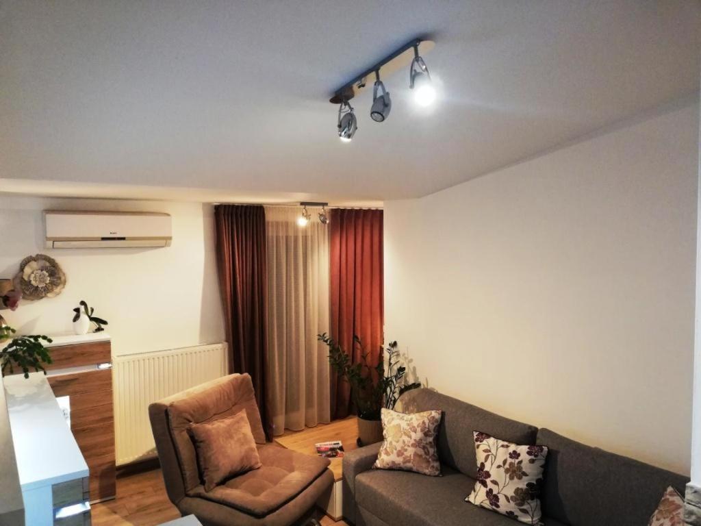 Galeria Stastie Daire Senec Dış mekan fotoğraf
