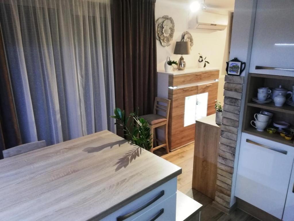Galeria Stastie Daire Senec Dış mekan fotoğraf